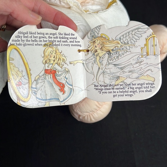Vintage Stuffins Parachute Nylon Plush Angel with "An Angel Gets Her Wings" Book - Picture 10 of 12